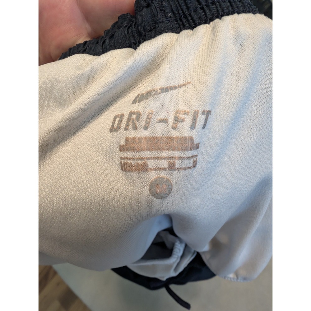 NIKE FIT DRY WOMENS SHORTS SIZE M BLACK/WHITE Running athletic - Picture 3 of 3